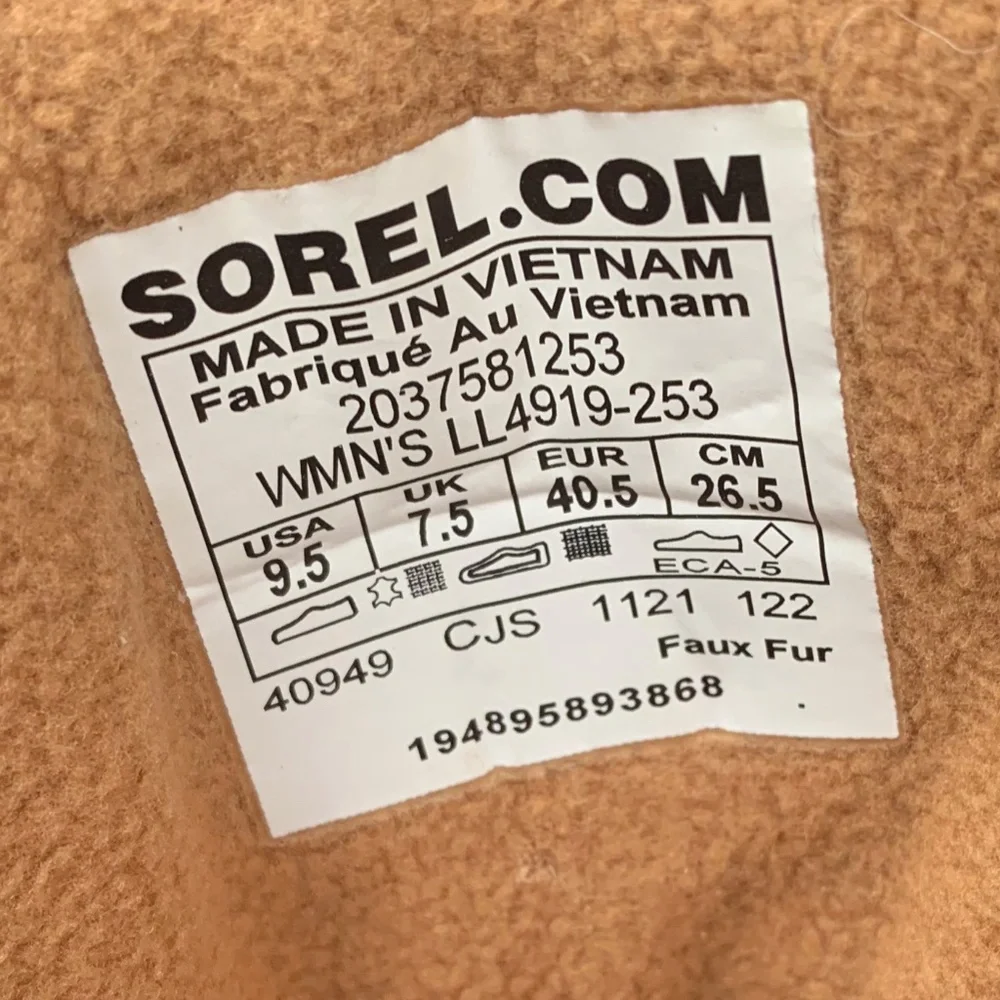 Sorel Kinetic Breakthru Conquest Waterproof Boots - Picture 13 of 13